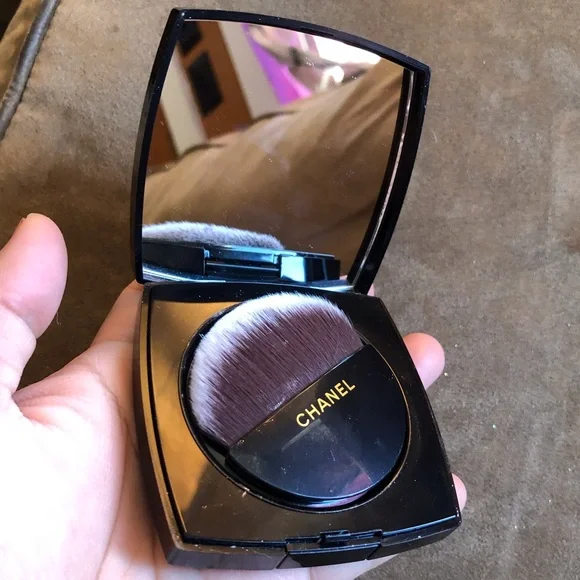 Chanel Eclat Magnetique De Chanel Highlighter Metal Peach EUC - Picture 6 of 10